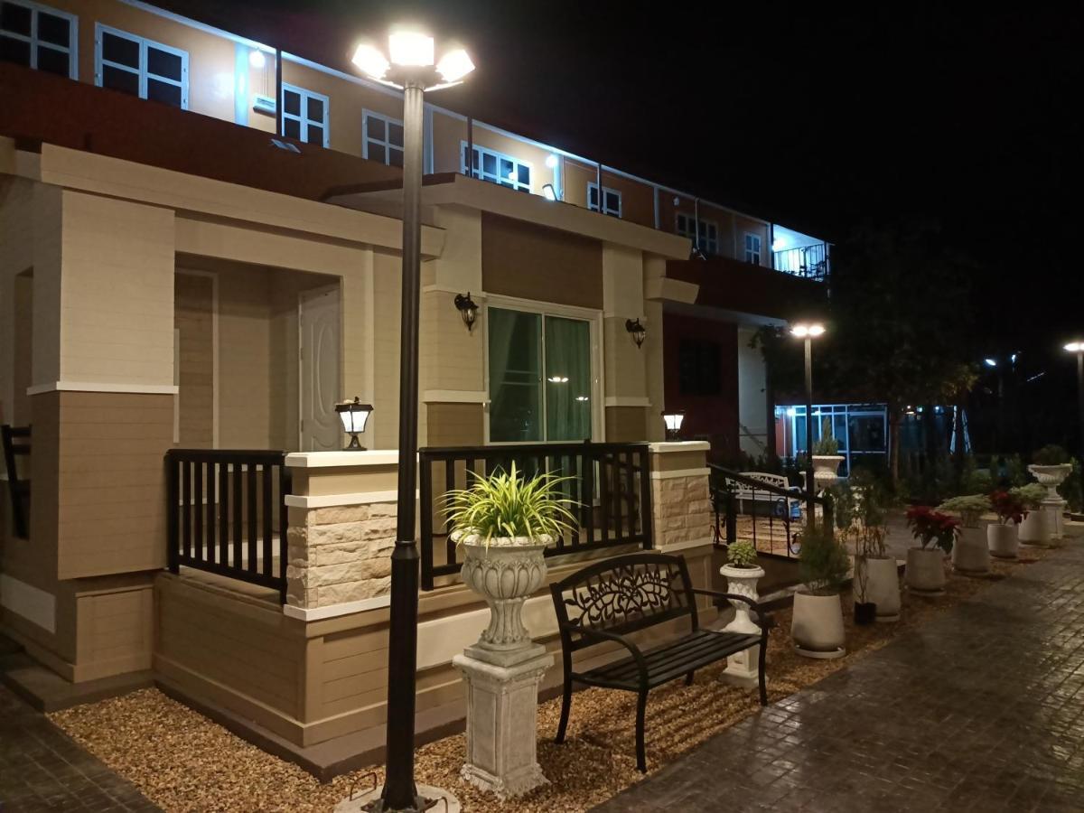 Khaoyaitriplefive Bed & Breakfast Ban Thung Sawang Exterior foto