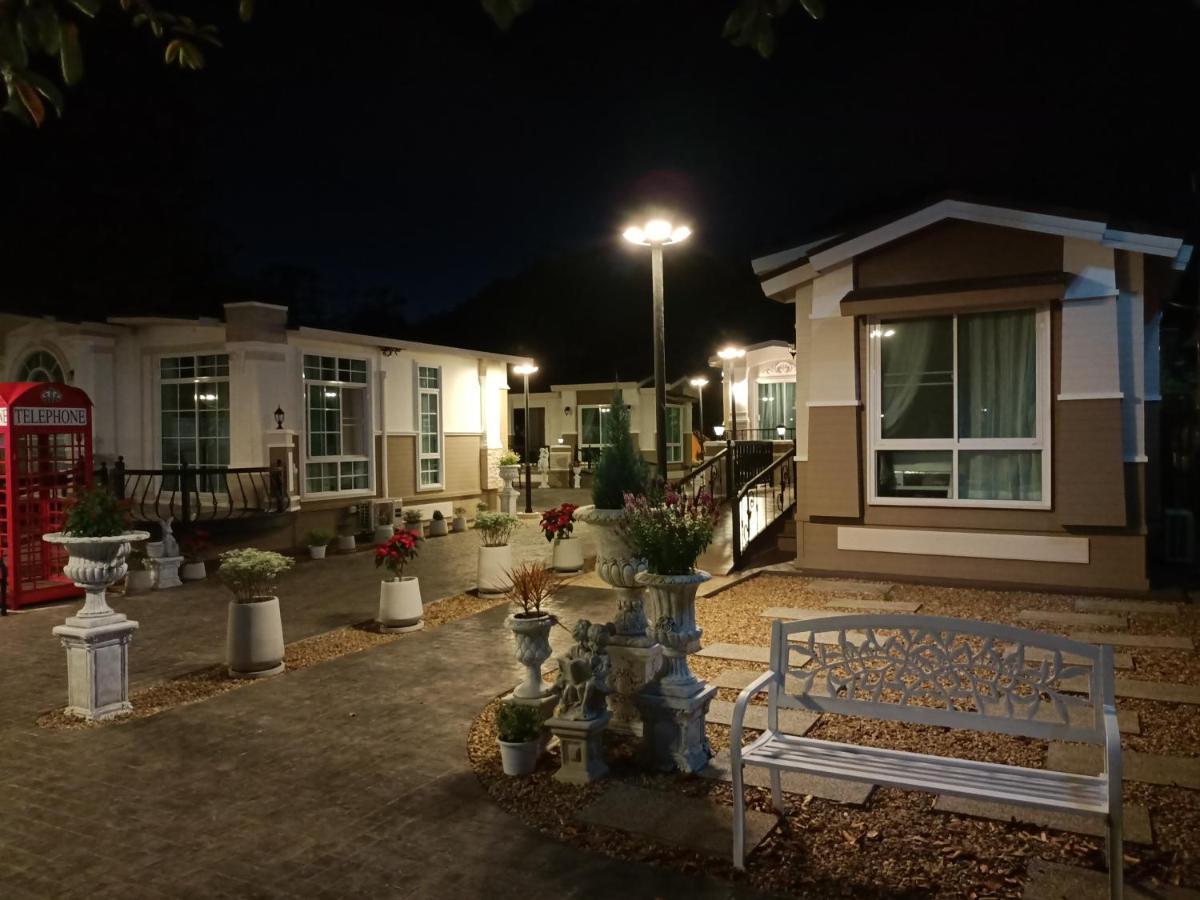 Khaoyaitriplefive Bed & Breakfast Ban Thung Sawang Exterior foto