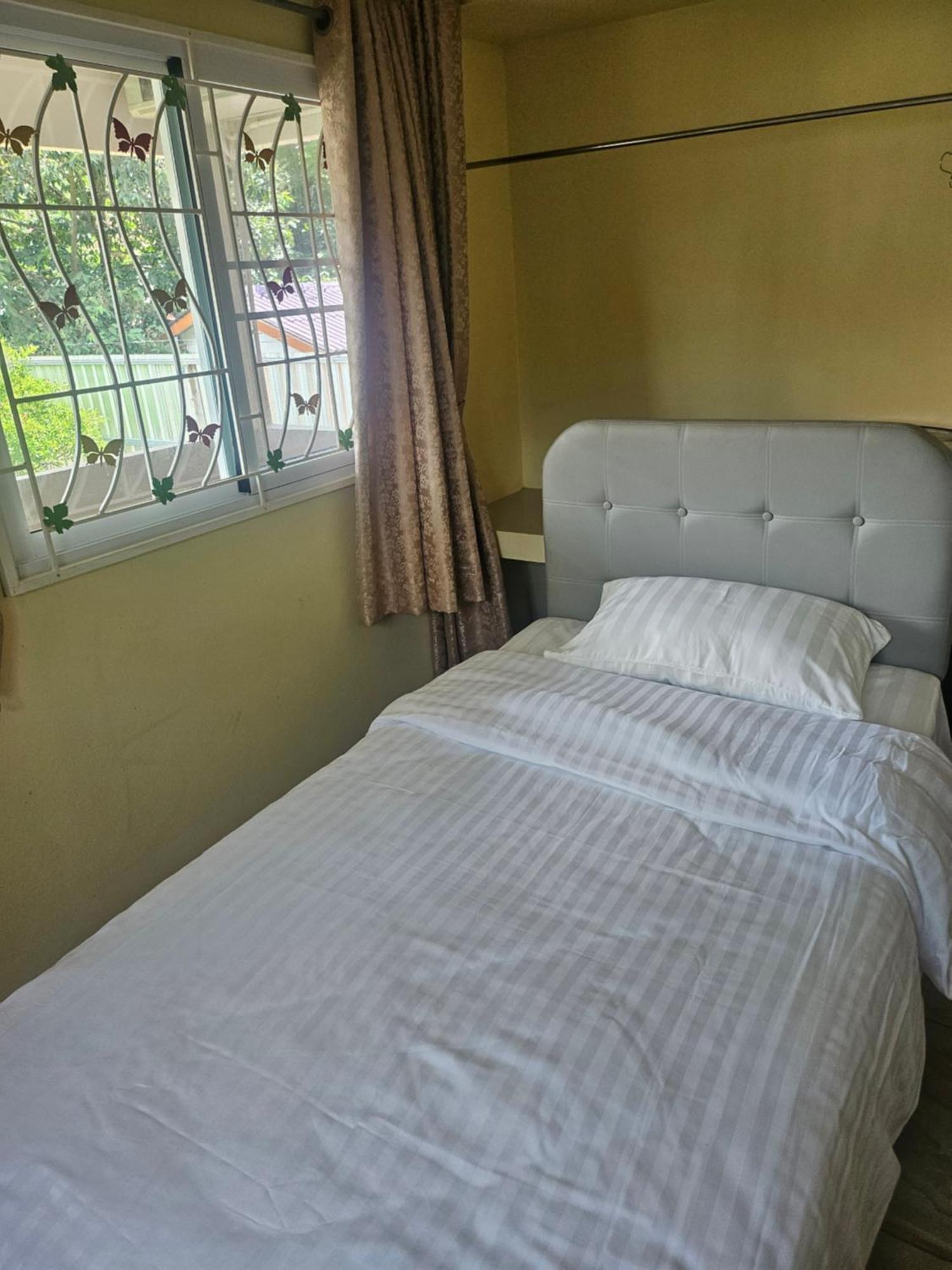 Khaoyaitriplefive Bed & Breakfast Ban Thung Sawang Exterior foto